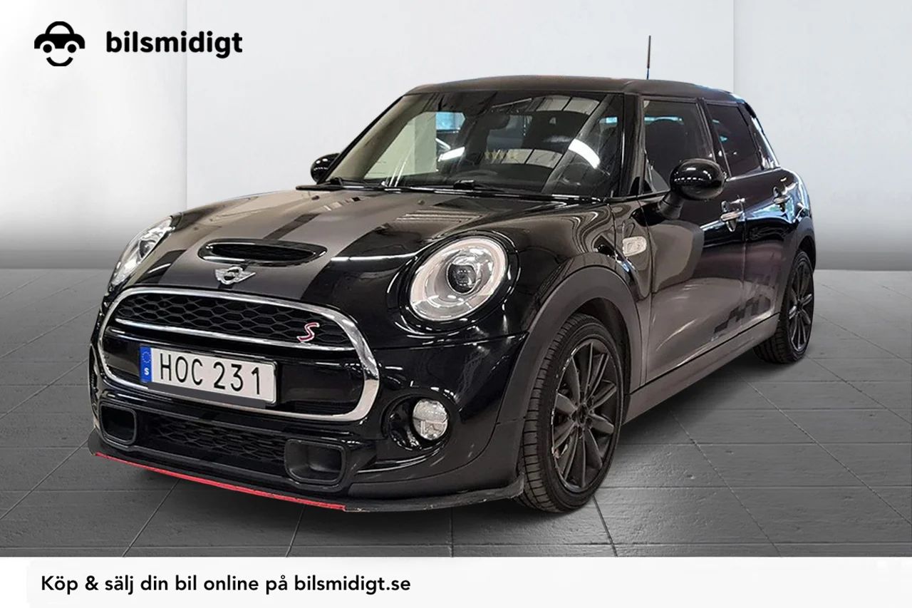 Mini Cooper SD 5-dörr ConnectedXL Excitement JCW LED Delskinn 170hk