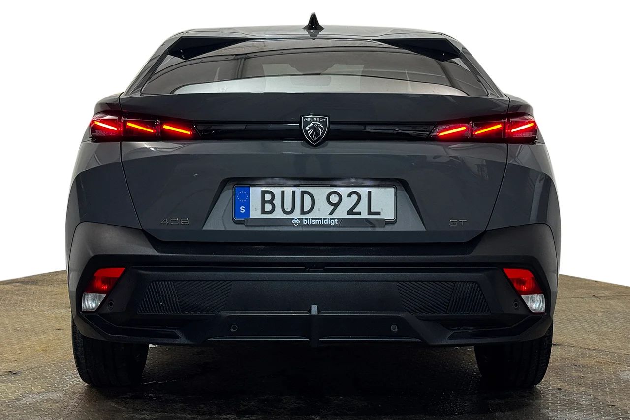 Peugeot 408 1.2 PureTech Massage 360° Cockpit Delläder MOMS 131hk – bild 6 av 39