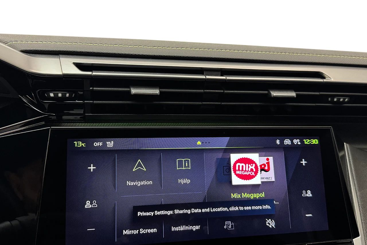 Peugeot 408 1.2 PureTech Massage 360° Cockpit Delläder MOMS 131hk – bild 31 av 39