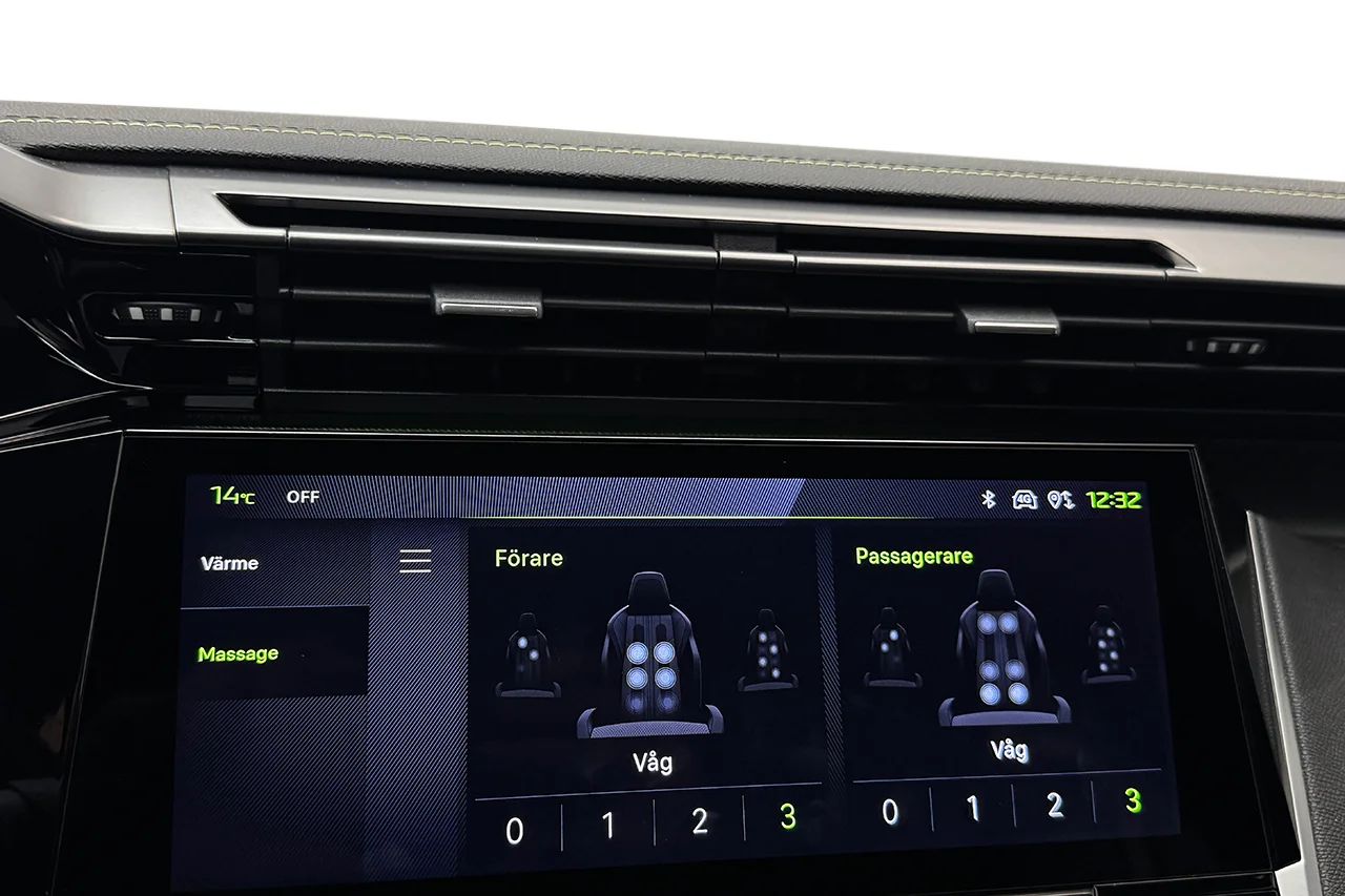 Peugeot 408 1.2 PureTech Massage 360° Cockpit Delläder MOMS 131hk – bild 26 av 39