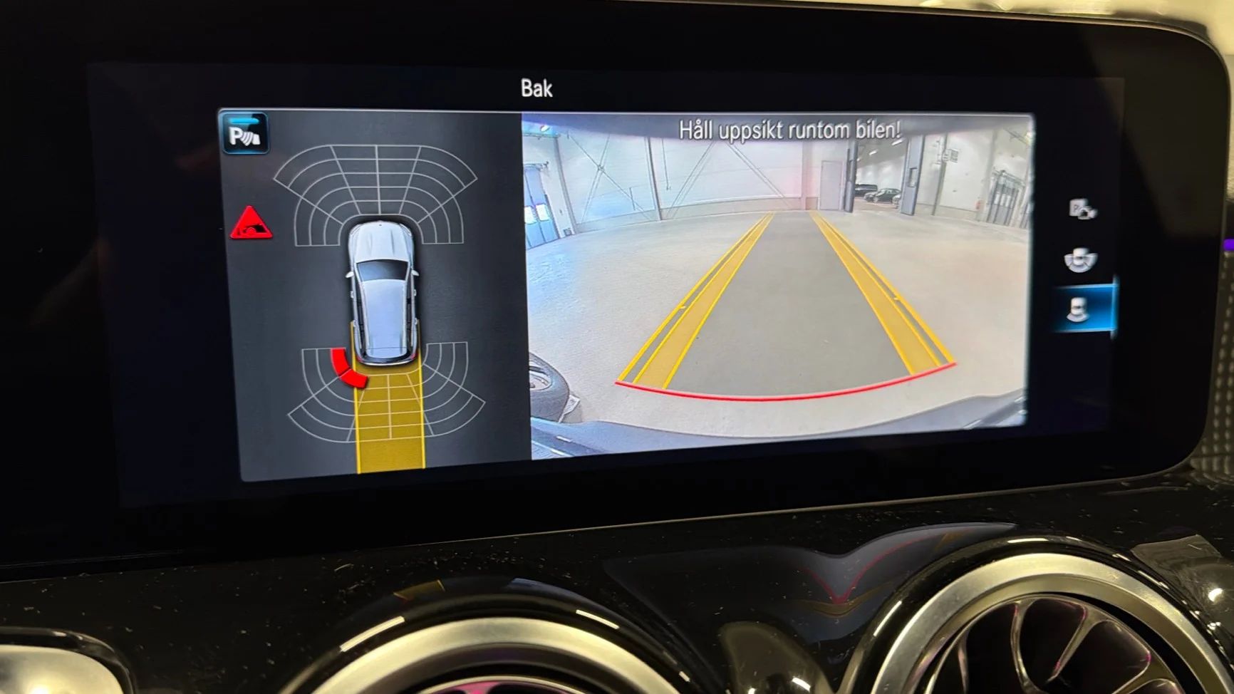 Mercedes-Benz EQB 350 4MATIC 7-sits Progressive HUD Kamera MOMS 292hk – bild 9 av 10