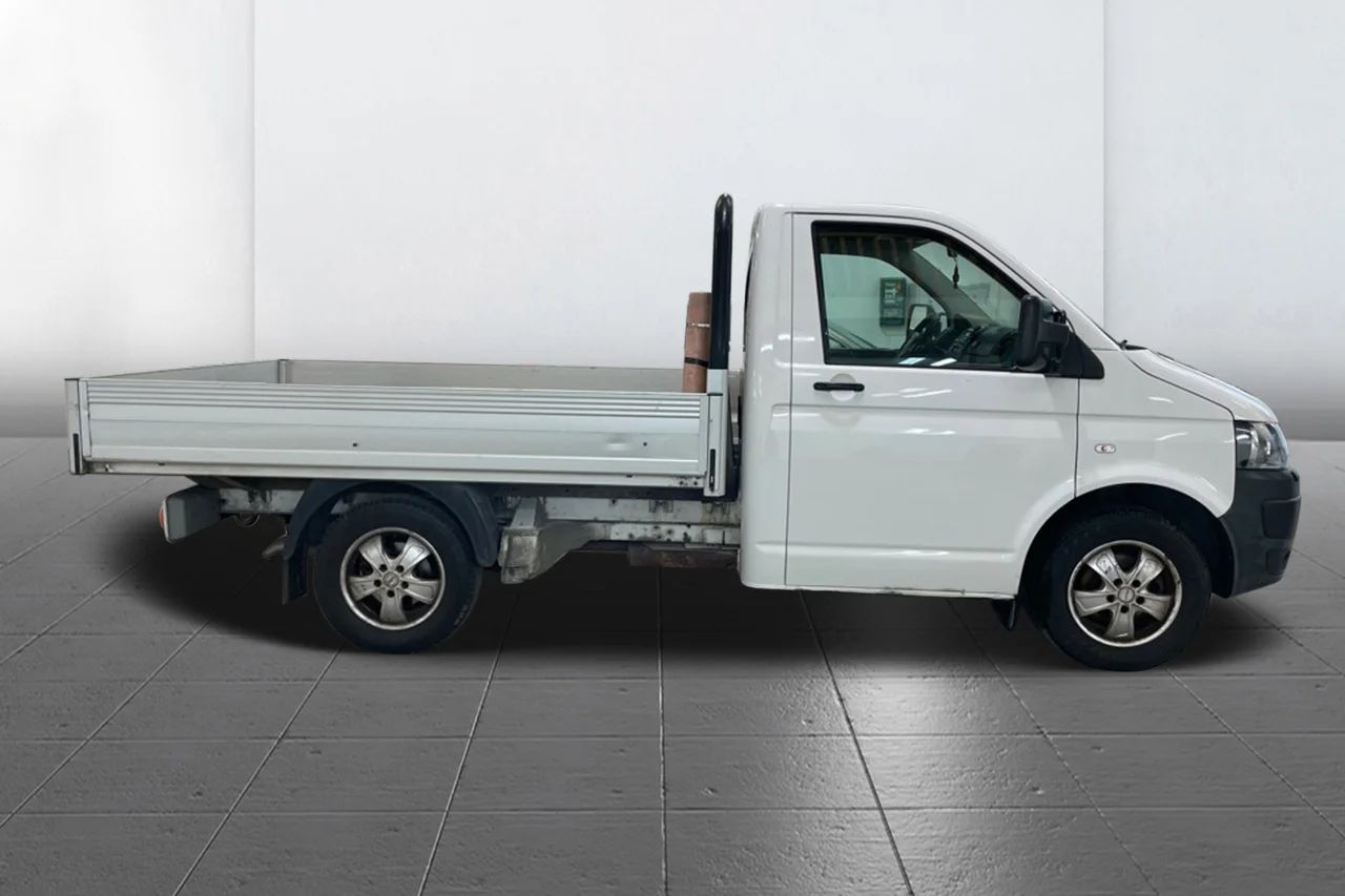 Volkswagen Transporter Flak 2.0 TDI Drag Komfortpkt 3-sits MOMS – bild 4 av 10