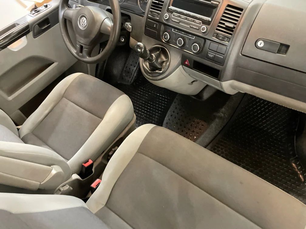 Volkswagen Transporter Flak 2.0 TDI Drag Komfortpkt 3-sits MOMS – bild 8 av 10