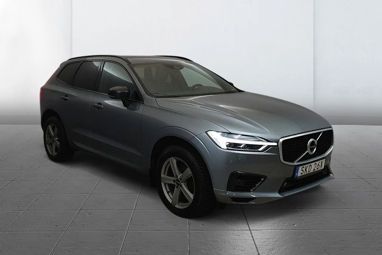 Volvo XC60 T8 AWD R-Design Pano Navi 360° Skinn MOMS 392hk – bild 3 av 16