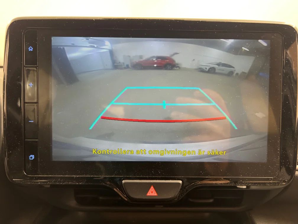 Toyota Yaris Cross Hybrid Active Plus Kamera Navi Kupévärm 116hk – bild 9 av 9