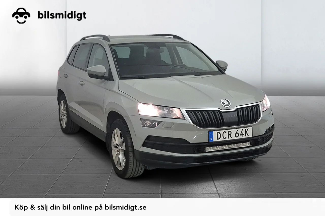 Skoda Karoq 2.0 TDI 4x4 Ambition Drag Värmare Navi MOMS 150hk – bild 1 av 10