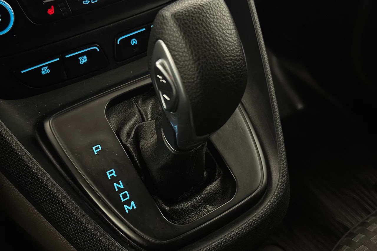 Ford Transit Connect L2 1.5 EcoBlue Automat Drag Kamera MOMS 100hk – bild 23 av 24