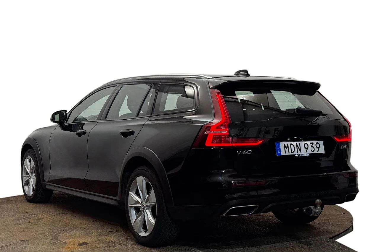 Volvo V60 Cross Country D4 AWD Värmare Pilot Assist VOC Navi 190hk – bild 8 av 35