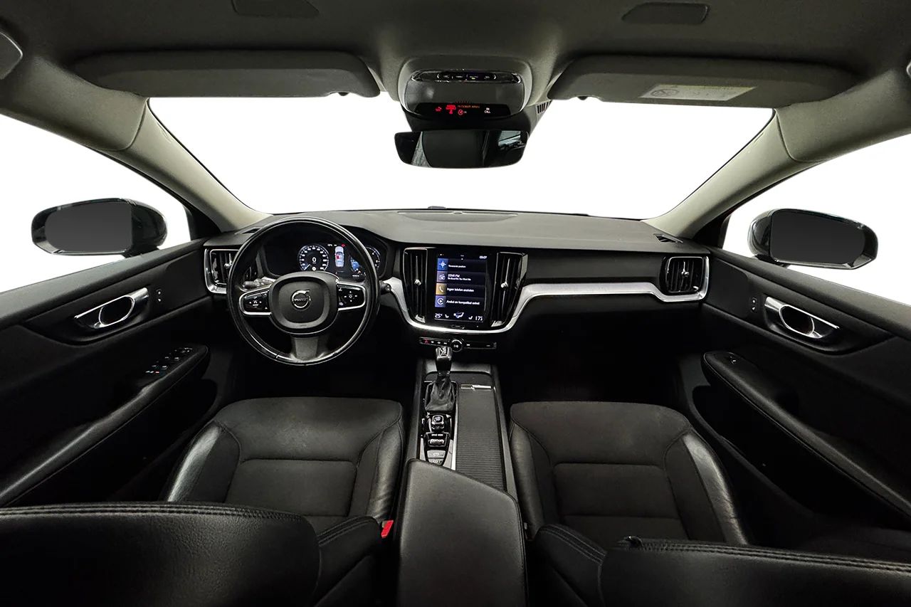 Volvo V60 Cross Country D4 AWD Värmare Pilot Assist VOC Navi 190hk – bild 15 av 35