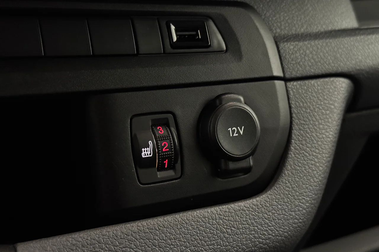 Toyota Proace Electric 75 kWh Navi Head-up Skjutdörrar MOMS 136hk – bild 26 av 26