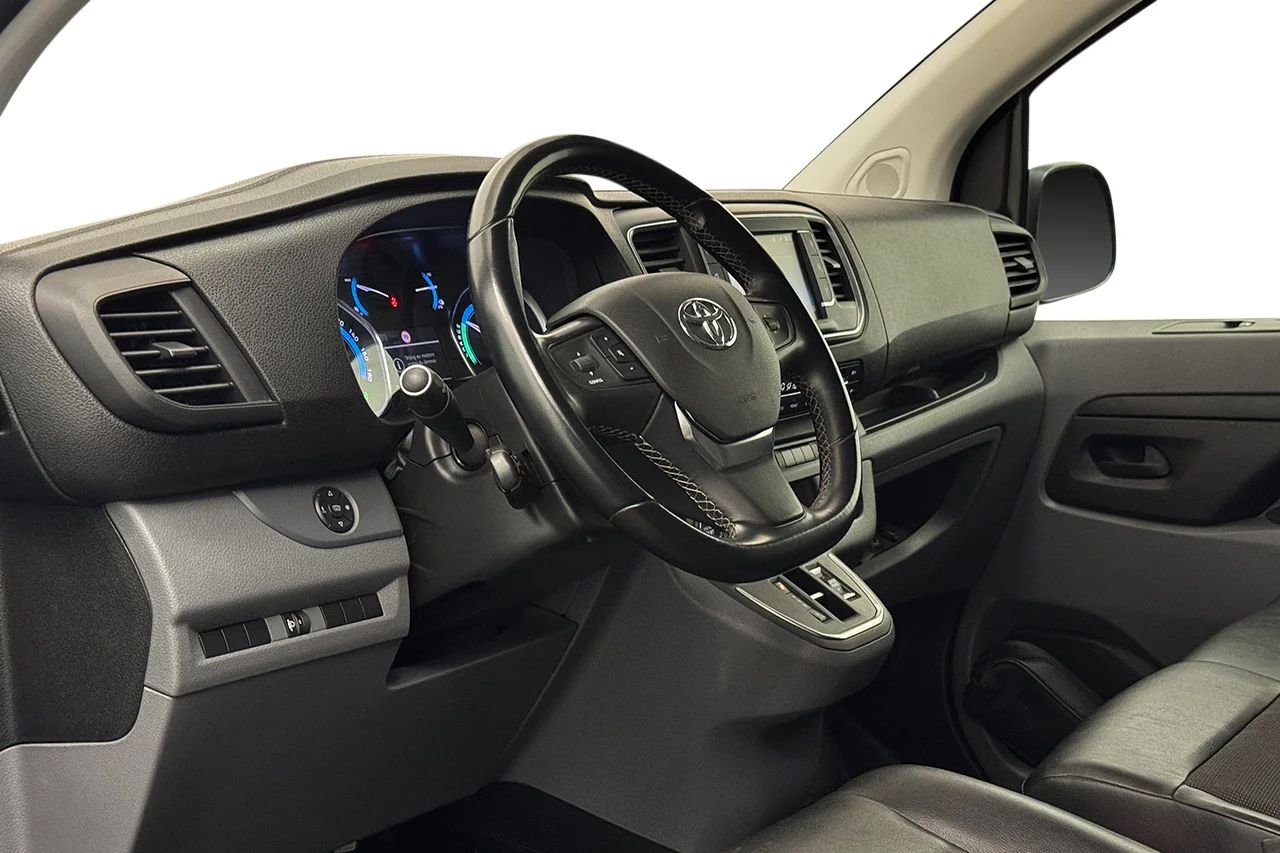 Toyota Proace Electric 75 kWh Navi Head-up Skjutdörrar MOMS 136hk – bild 15 av 26