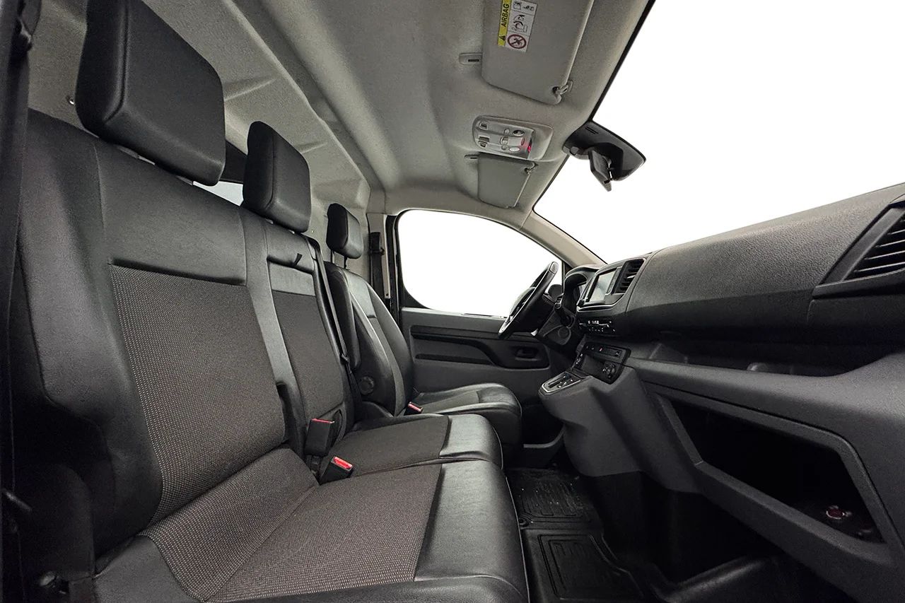 Toyota Proace Electric 75 kWh Navi Head-up Skjutdörrar MOMS 136hk – bild 16 av 26