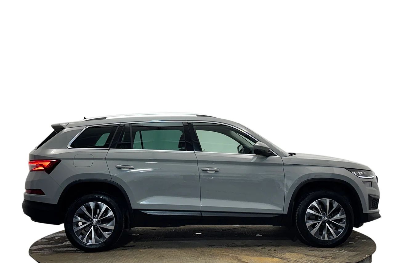 Skoda Kodiaq 2.0 TDI 4x4 Aut Drag Kamera Värmare 200hk – bild 4 av 36