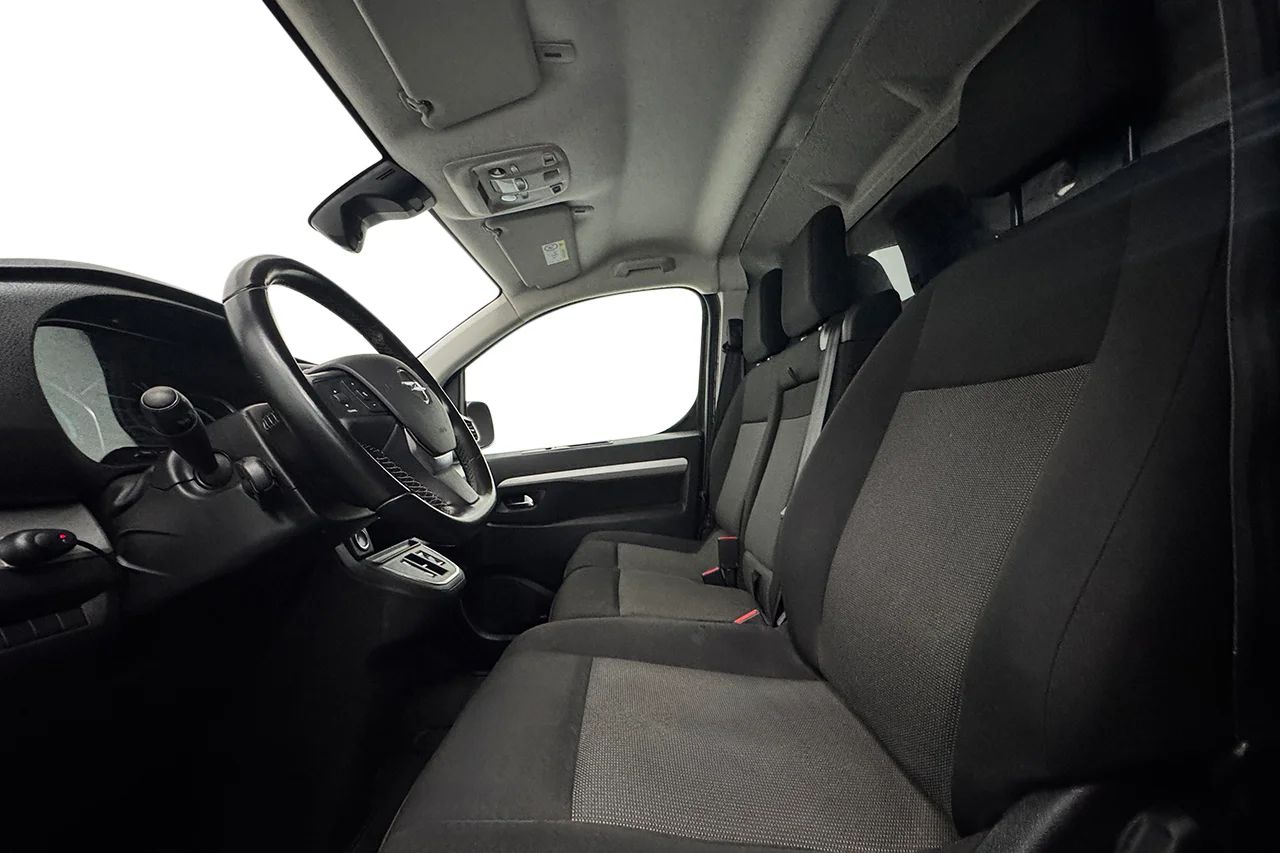 Opel Vivaro-e L3 Drag 2xSidodörr 3-sits Takräcke Kamera Navi CarPlay MOMS 136hk – bild 14 av 28