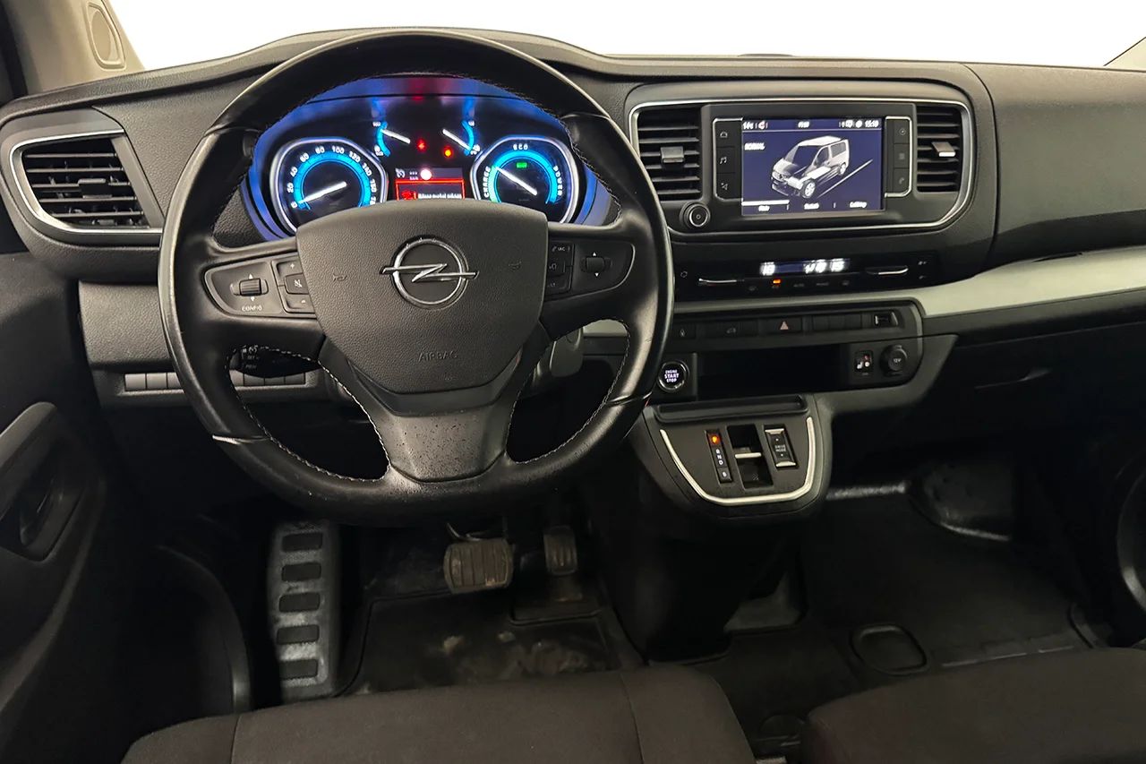 Opel Vivaro-e L3 Drag 2xSidodörr 3-sits Takräcke Kamera Navi CarPlay MOMS 136hk – bild 17 av 28