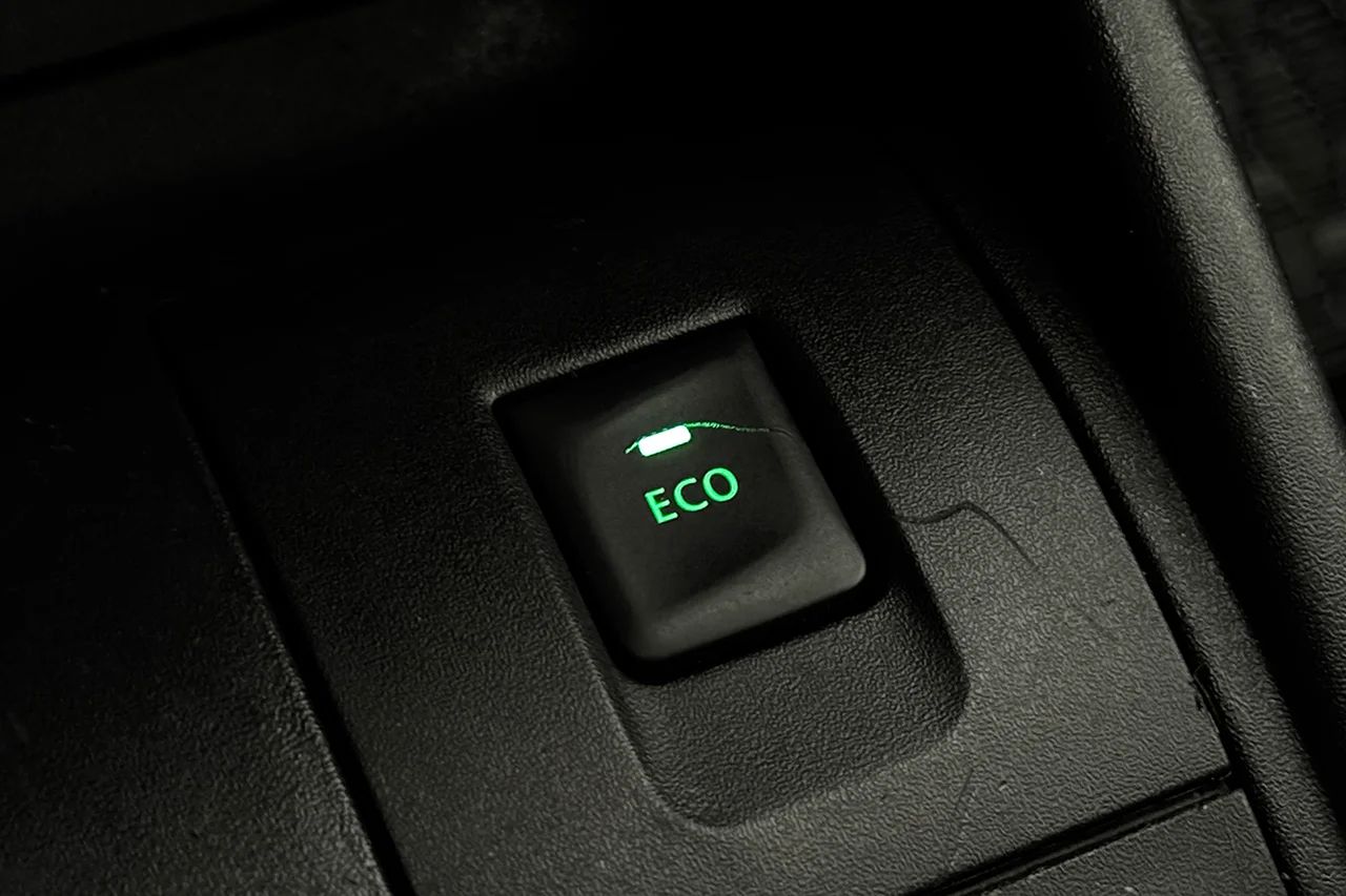 Renault Kangoo Z.E. Maxi 33 kWh Hyllinredning Skjutdörrar MOMS 60hk – bild 21 av 23