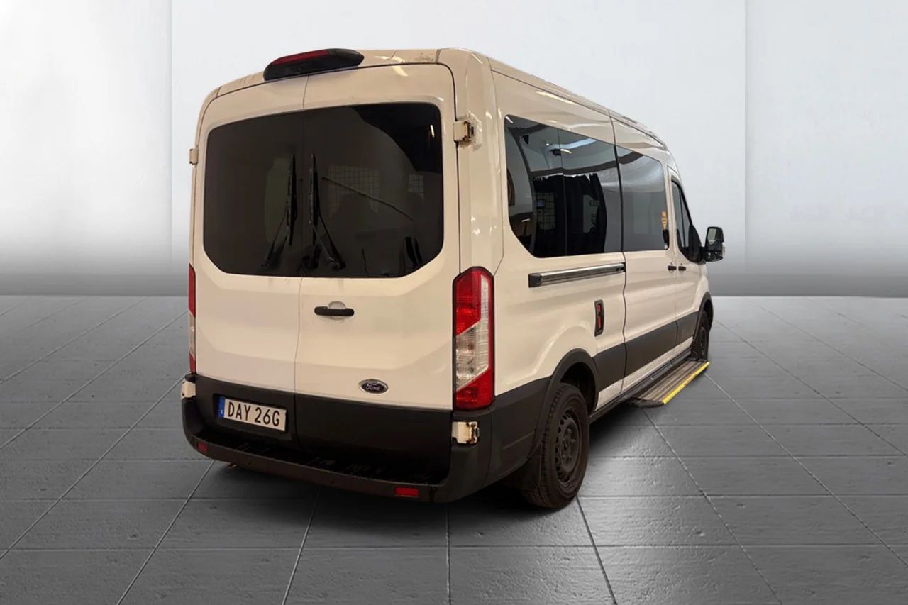 Ford Transit 350 Kombi 9-sits Automat Kamera MOMS 130hk – bild 5 av 10