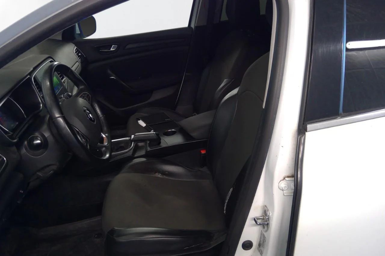 Renault Mégane Sport Tourer 1.5 dCi EDC Rattvärme MOMS 115hk – bild 6 av 7
