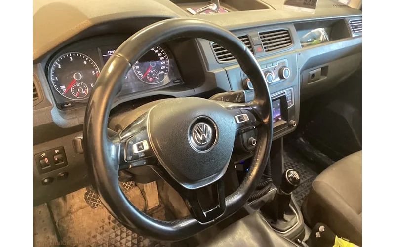 Volkswagen Caddy Skåp 2.0 TDI 4Motion Drag MOMS 122hk – bild 5 av 5