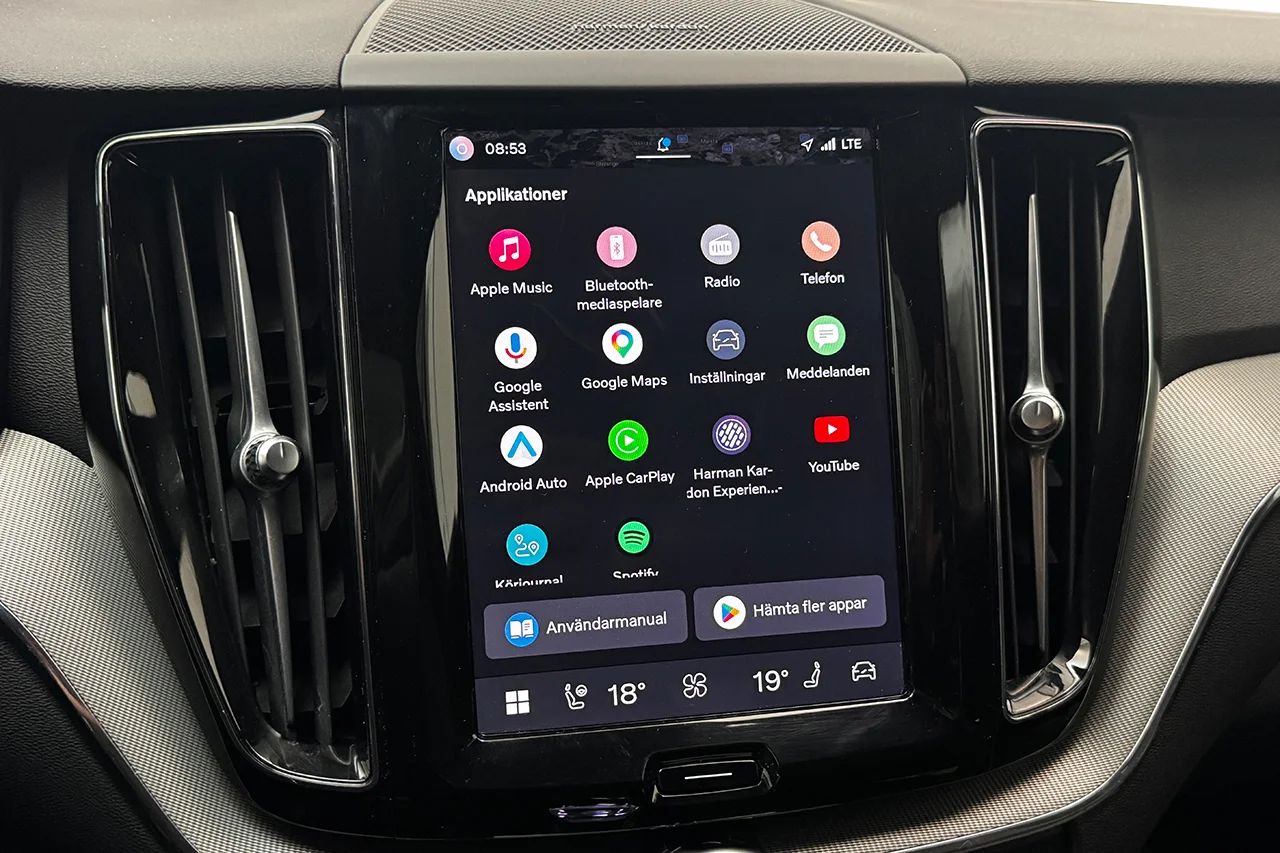 Volvo XC60 Recharge T6 AWD Plus Dark Drag Pano 360° P-Klimat MOMS 350hk – bild 31 av 40