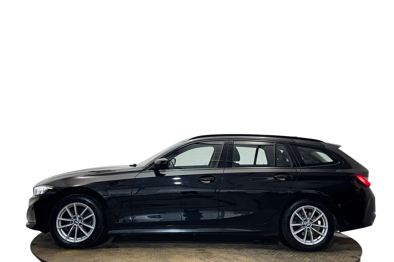 BMW 320d xDrive Touring Drag Värmare HiFi Navi MOMS 190hk – bild 9 av 39