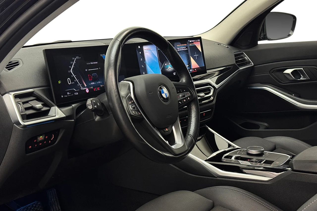 BMW 320d xDrive Touring Drag Värmare HiFi Navi MOMS 190hk – bild 11 av 39