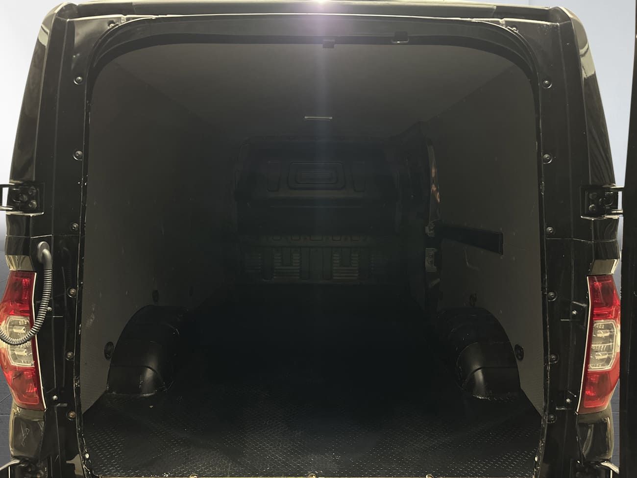 Maxus e-Deliver 3 LWB 52.5 kWh L2H1 CCS CarPlay Backkamera Moms/Leasing – bild 10 av 21