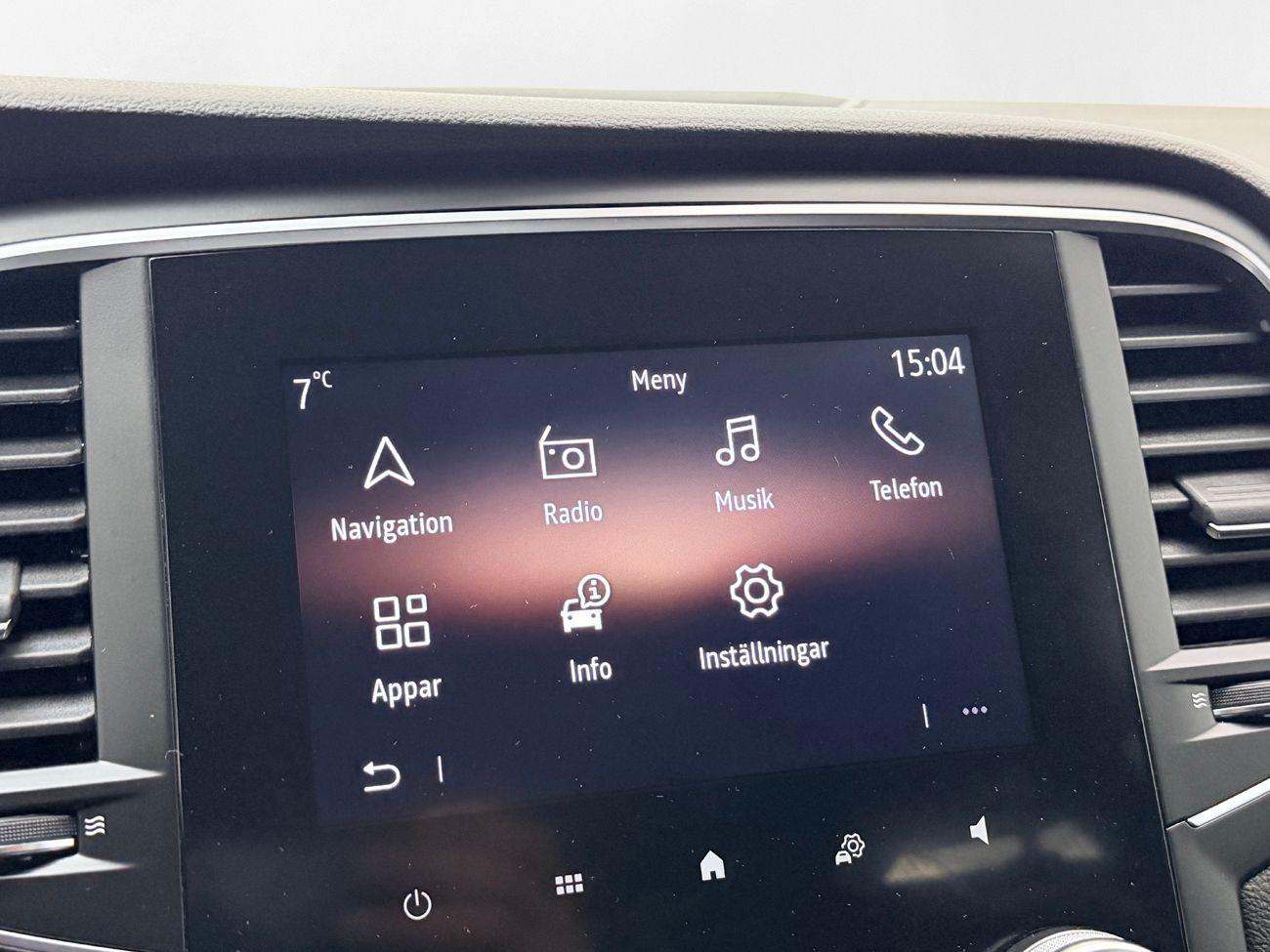Renault Mégane E-Tech Plug-in Hybrid Grandtour Navigation App-Connect Cockpit P-Sensorer 160hk – bild 22 av 27