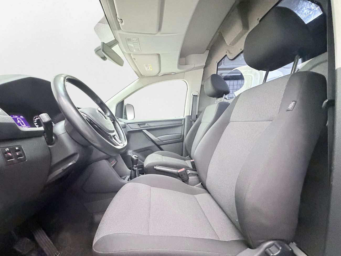Volkswagen Caddy Skåp 1.4 TGI CNG Verkstadsinredd P-Sensorer Moms/Leasing 110hk – bild 13 av 22