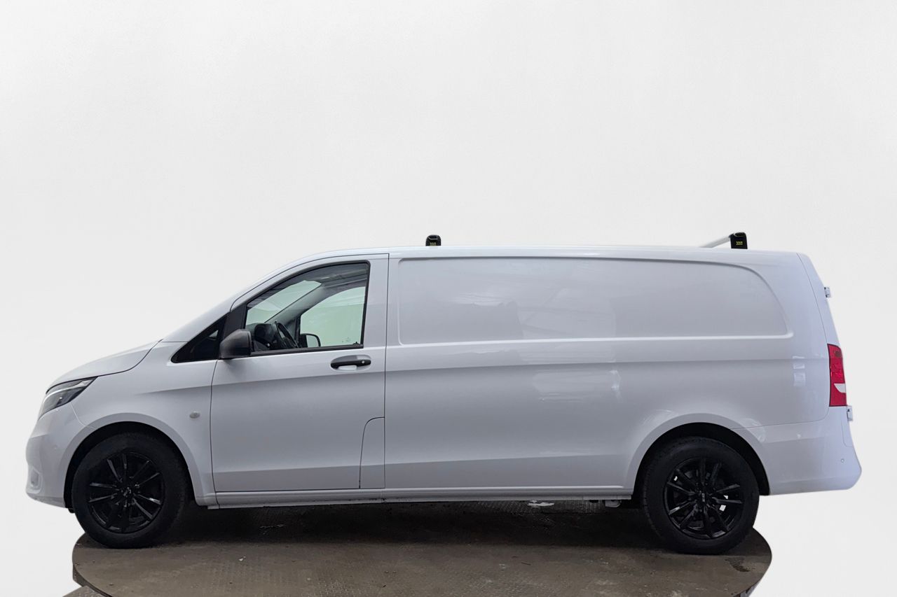 Mercedes-Benz Vito 119 CDI 2.8t L3 Extra Lång Dragkrok Läder Serviceinredd Navigation Backkamera 3-sits Moms/Leasing 190hk – bild 9 av 28