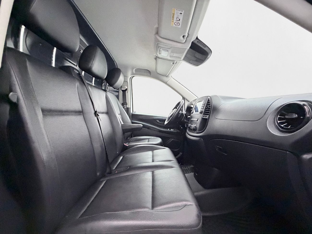 Mercedes-Benz Vito 119 CDI 2.8t L3 Extra Lång Dragkrok Läder Serviceinredd Navigation Backkamera 3-sits Moms/Leasing 190hk – bild 15 av 28