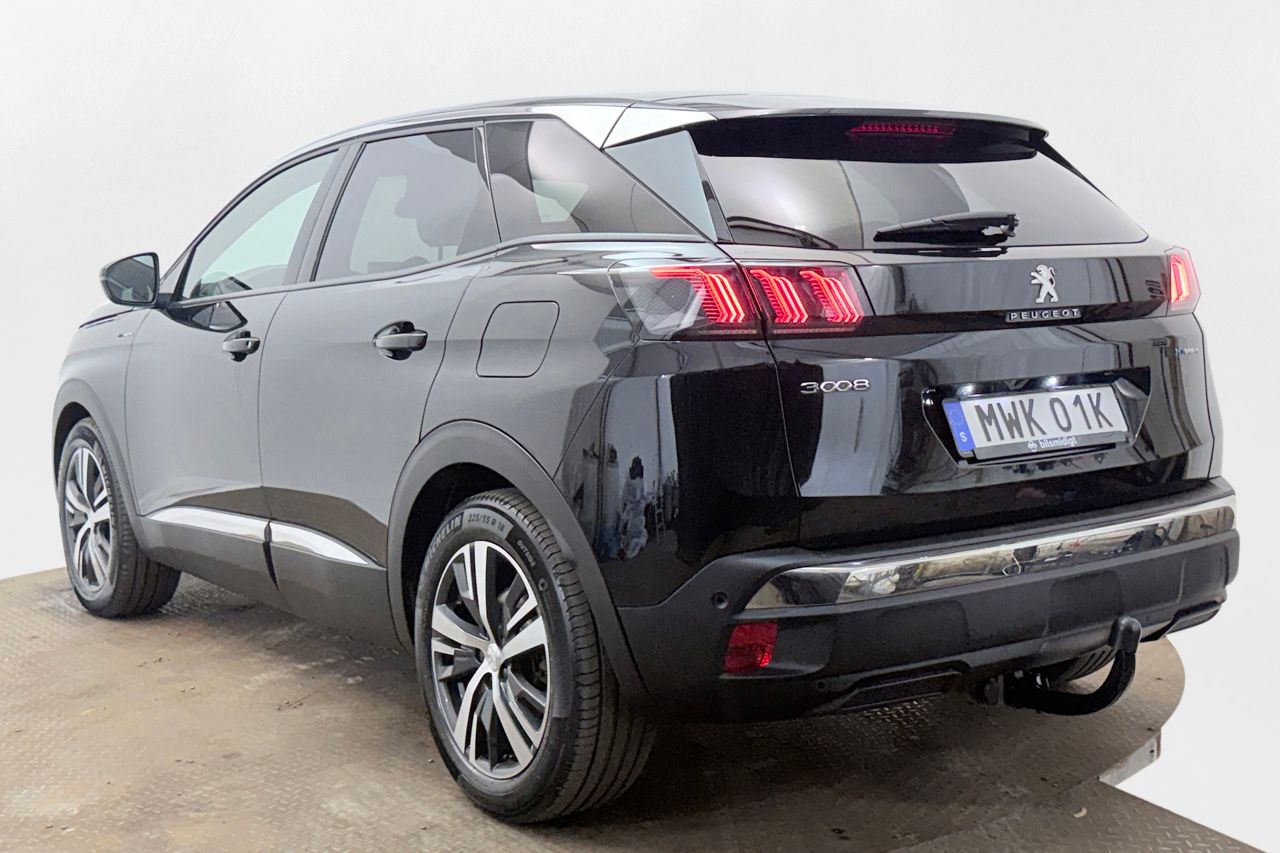 Peugeot 3008 HYBRID4 Allure Dragkrok Cockpit Delläder App-Connect Värmare Moms/Leasing 300hk – bild 8 av 27