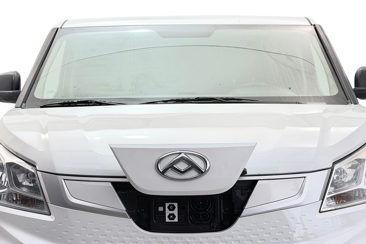 Maxus e-Deliver 3 52.5 kWh L1H1 CCS CarPlay P-Sensorer Backkamera Moms/Leasing 122hk – bild 3 av 25