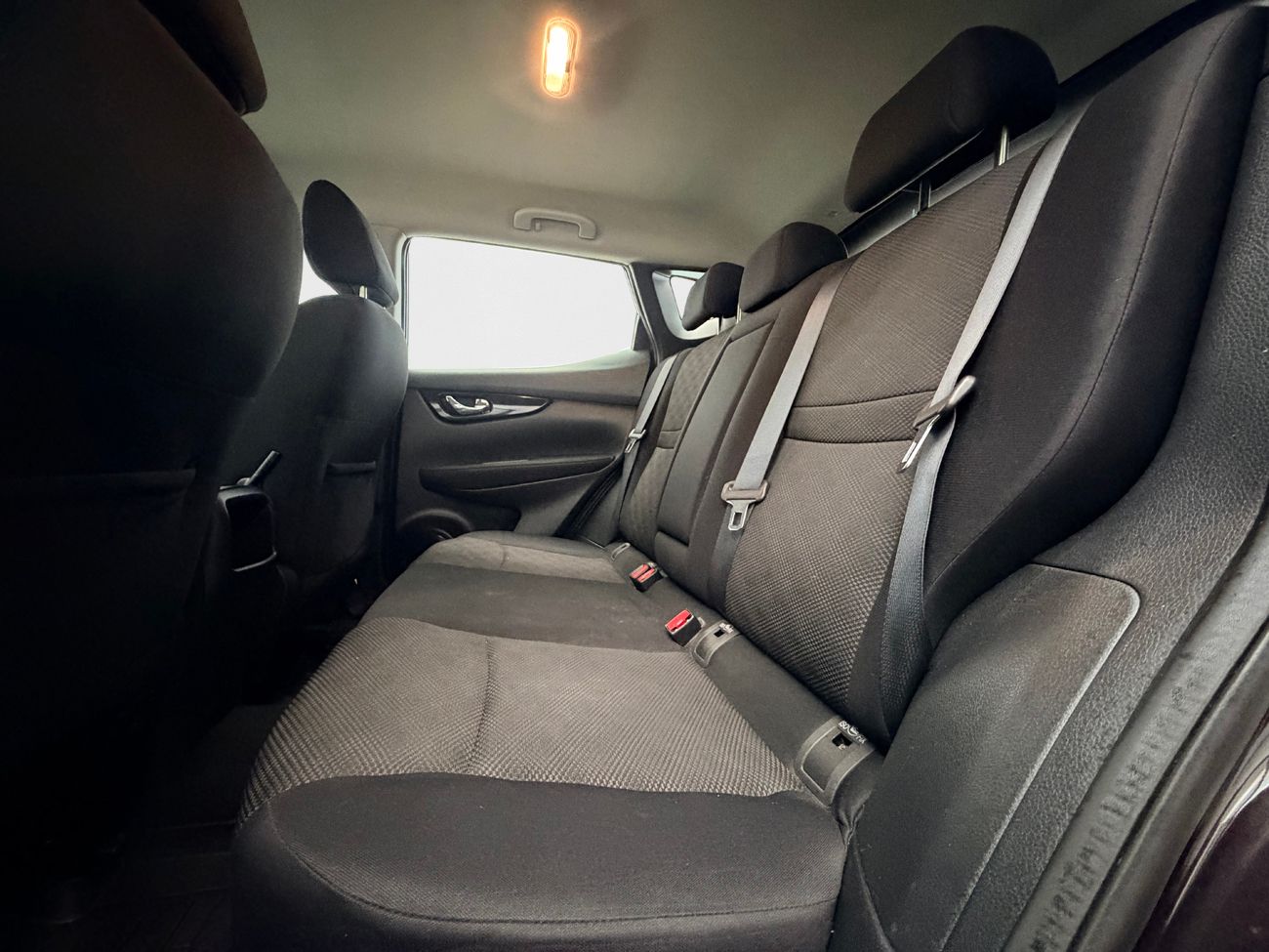 Nissan Qashqai 1.6 dCi Automat Acenta Dragkrok Navigation Backkamera P-Sensorer Kamkedja 130hk – bild 14 av 27