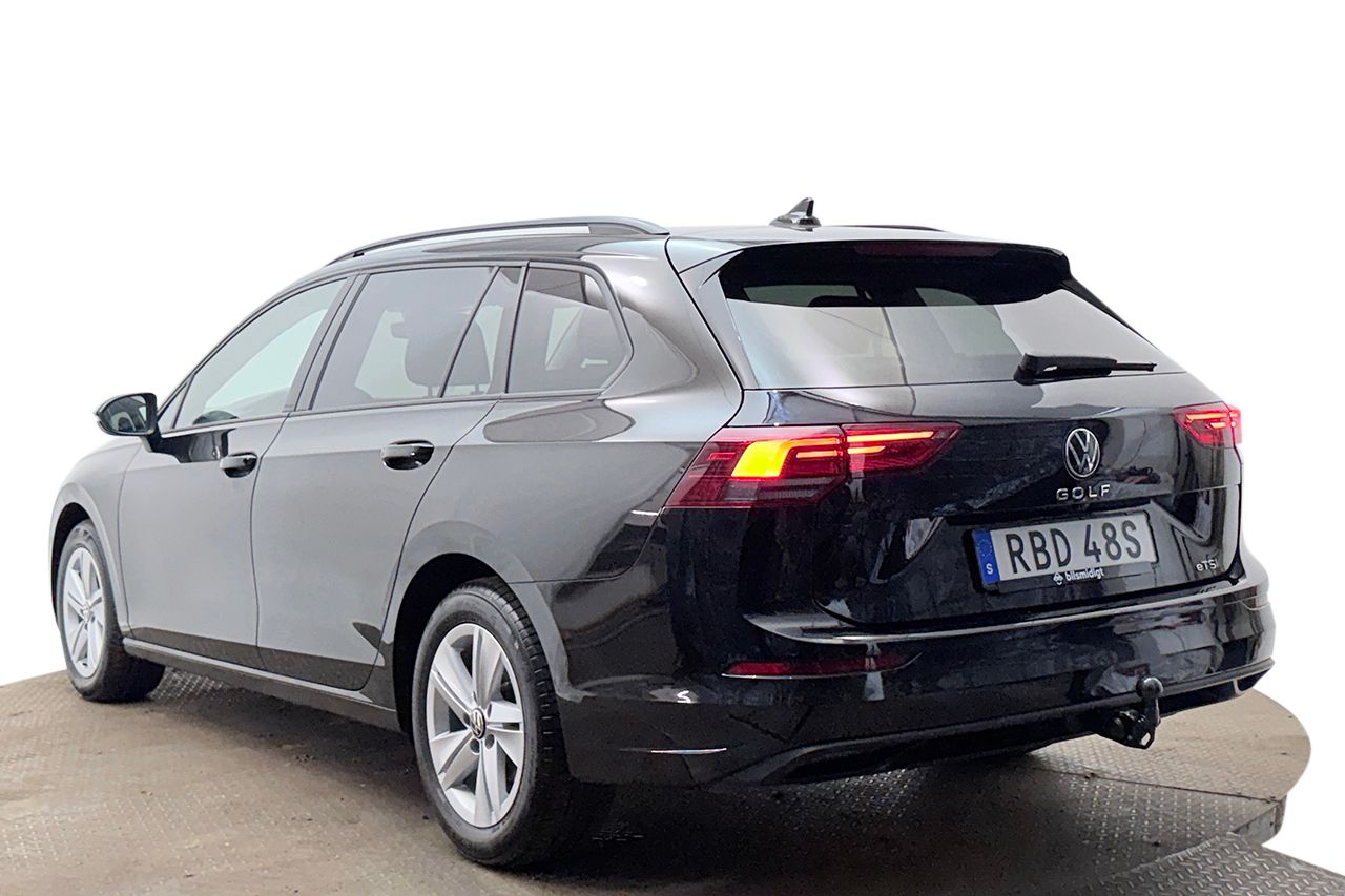 Volkswagen Golf Sportscombi 1.5 eTSI Automat Dragkrok Värmare Backkamera P-Sensorer Moms/Leasing 150hk – bild 7 av 35