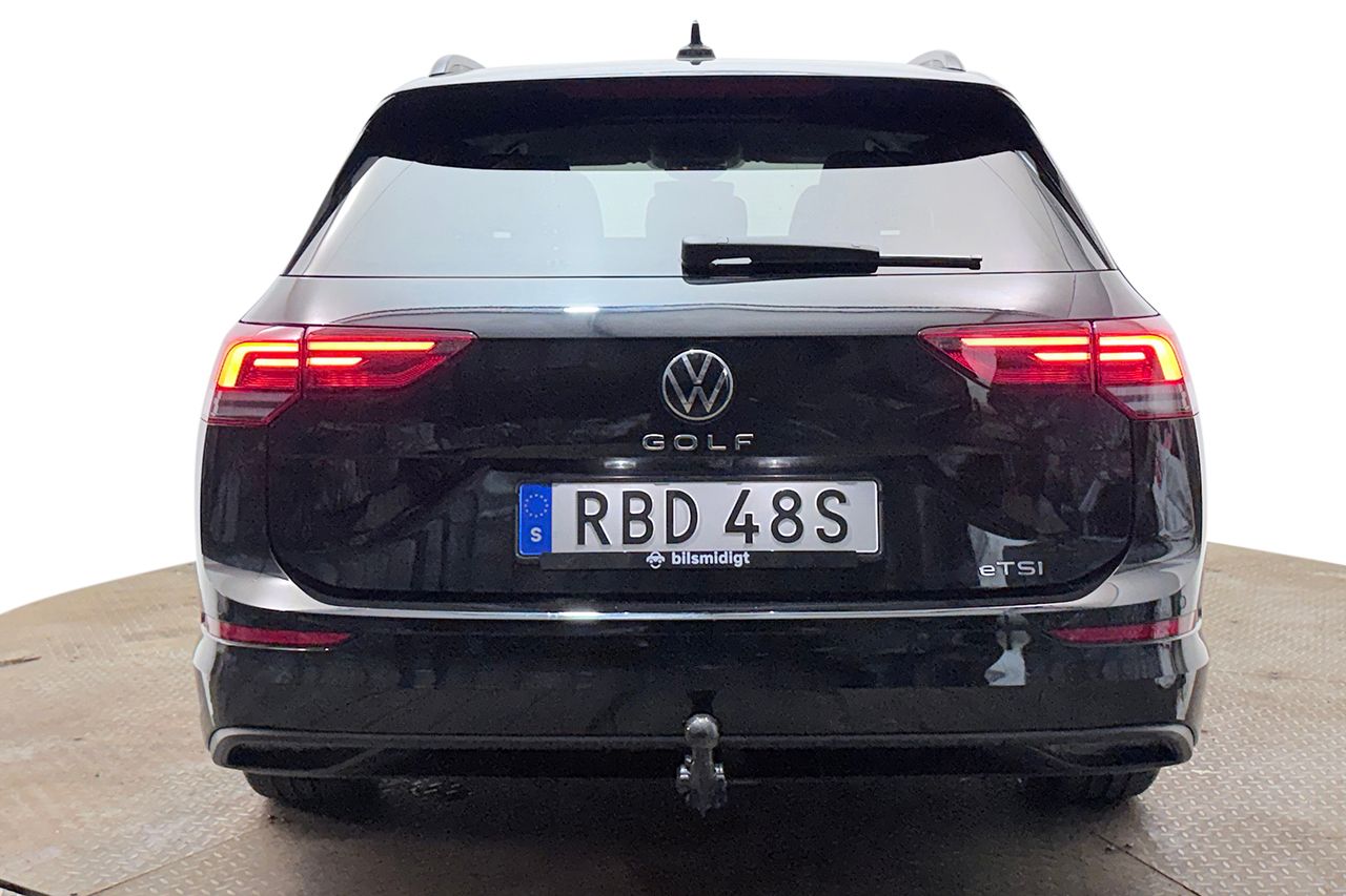 Volkswagen Golf Sportscombi 1.5 eTSI Automat Dragkrok Värmare Backkamera P-Sensorer Moms/Leasing 150hk – bild 5 av 35