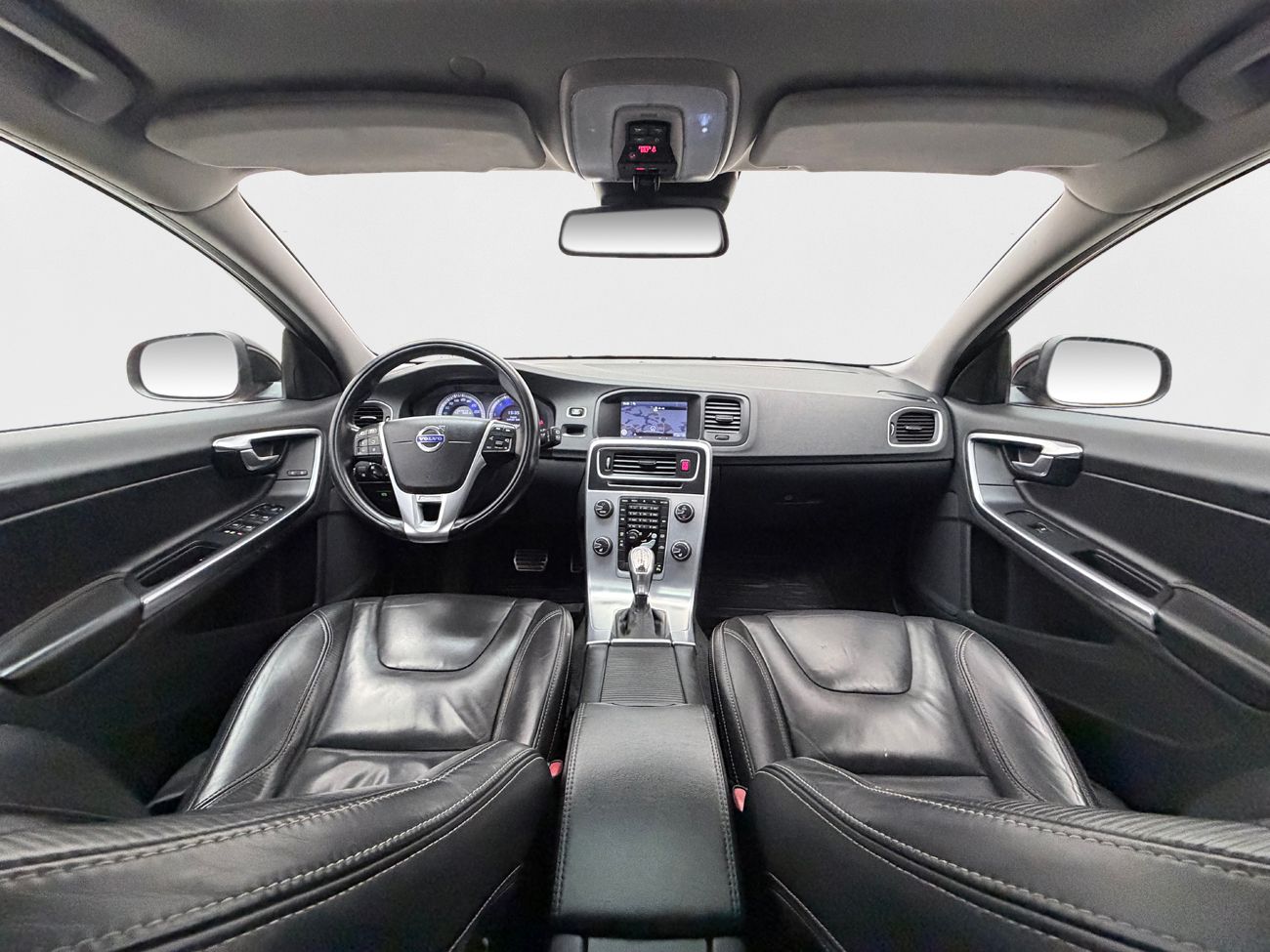Volvo V60 D4 AWD Automat R-Design Dragkrok Läder Taklucka Keyless Värmare 163hk – bild 16 av 27