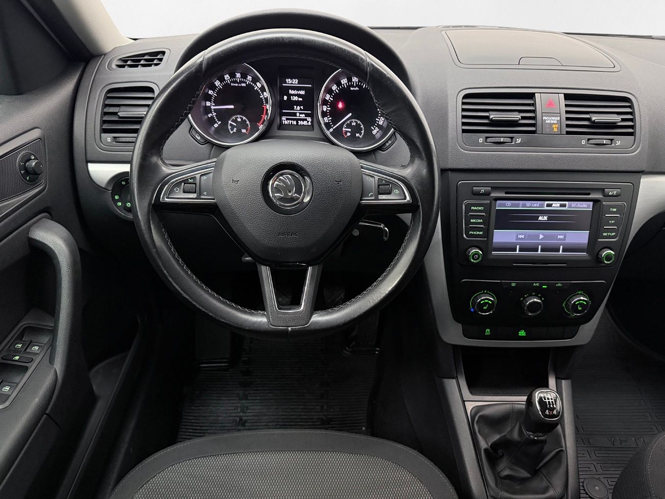 Škoda Yeti Outdoor 2.0 TDI 4x4 Dragkrok P-Sensorer Motor- och Kupévärmaruttag 110hk – bild 16 av 26