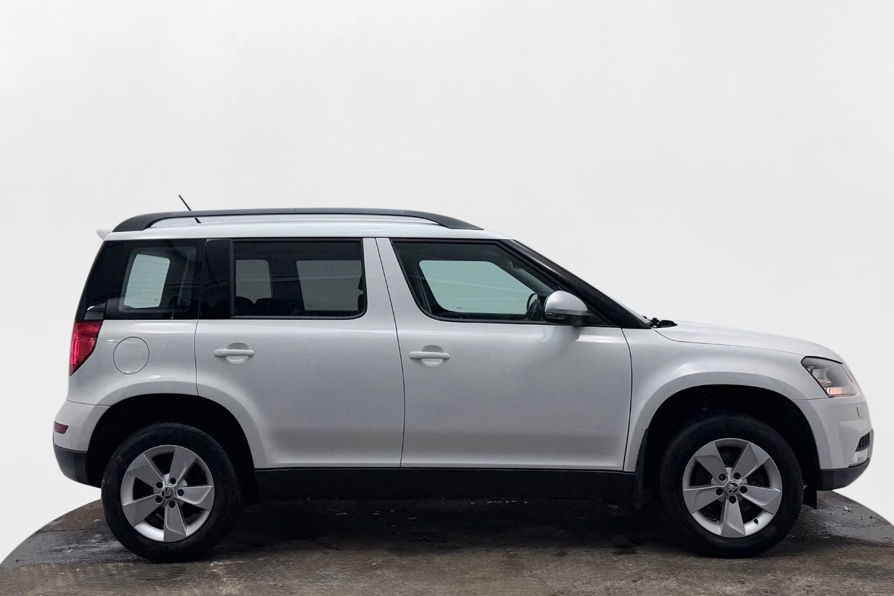 Škoda Yeti Outdoor 2.0 TDI 4x4 Dragkrok P-Sensorer Motor- och Kupévärmaruttag 110hk – bild 4 av 26