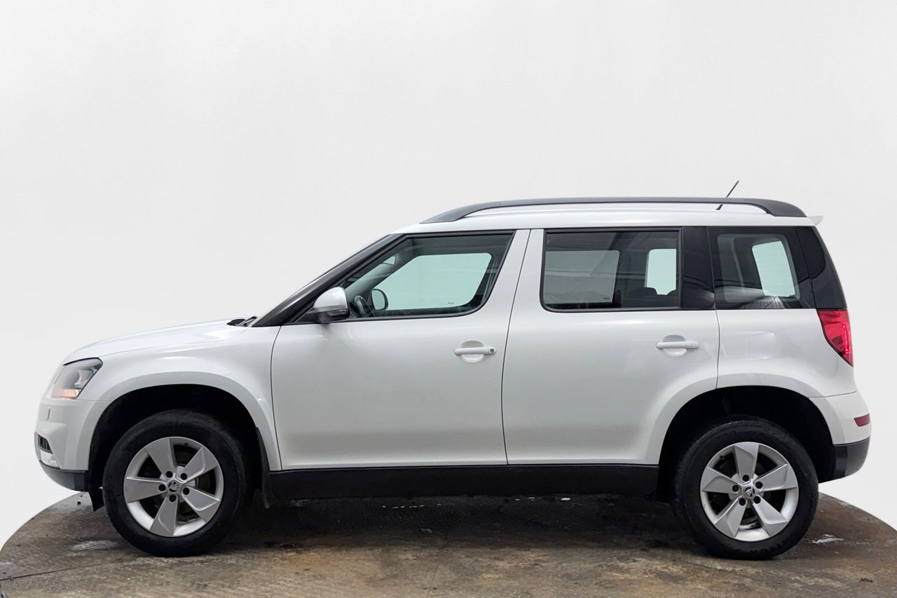 Škoda Yeti Outdoor 2.0 TDI 4x4 Dragkrok P-Sensorer Motor- och Kupévärmaruttag 110hk – bild 9 av 26