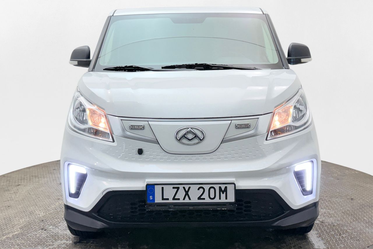 Maxus e-Deliver 3 52.5 kWh L1H1 CCS Backkamera CarPlay Blåtand Moms/Leasing 122hk – bild 2 av 23