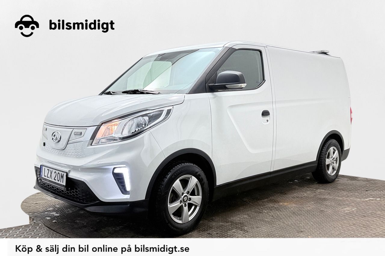 Maxus e-Deliver 3 52.5 kWh L1H1 CCS Backkamera CarPlay Blåtand Moms/Leasing 122hk – bild 1 av 23