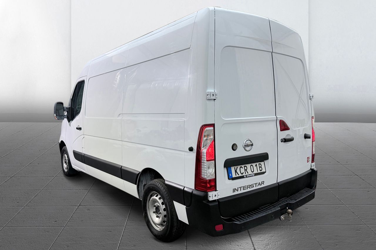 Nissan Interstar Skåp L2H2 3.5t 2.3 3-sits Dragkrok Värmare Moms/Leasing 150hk – bild 8 av 23