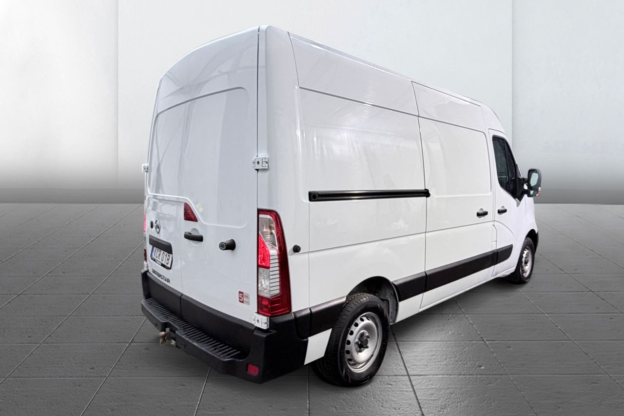 Nissan Interstar Skåp L2H2 3.5t 2.3 3-sits Dragkrok Värmare Moms/Leasing 150hk – bild 5 av 23