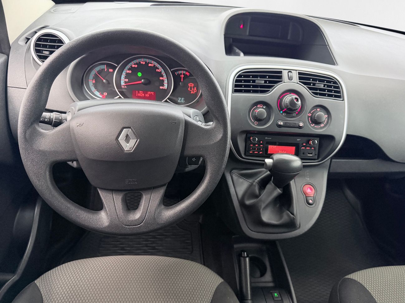 Renault Kangoo ZE 33 kWh Köpt Batteri Värmare MOMS 60hk – bild 18 av 23