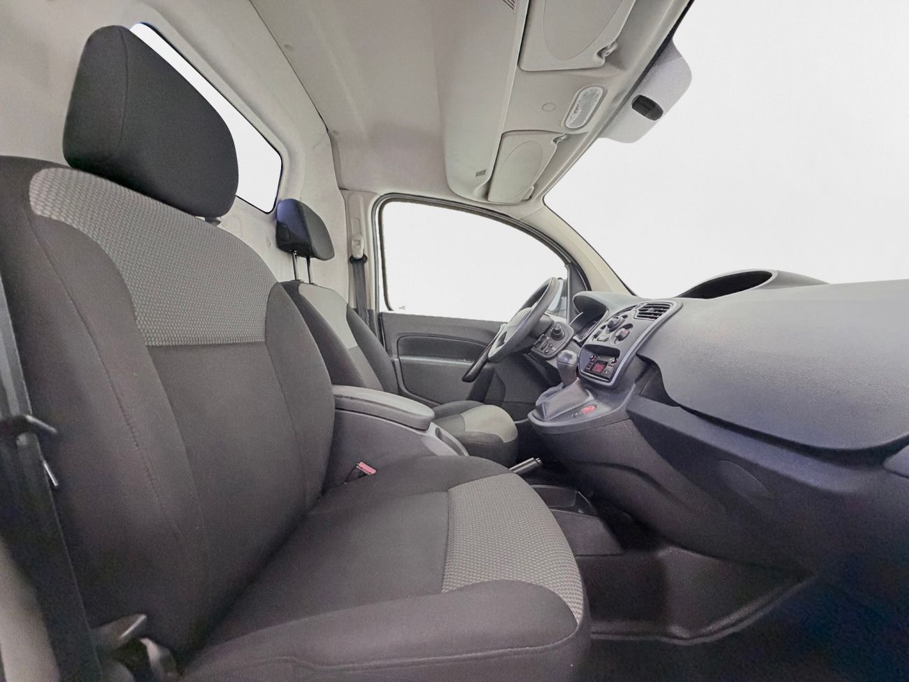 Renault Kangoo ZE 33 kWh Köpt Batteri Värmare MOMS 60hk – bild 17 av 23
