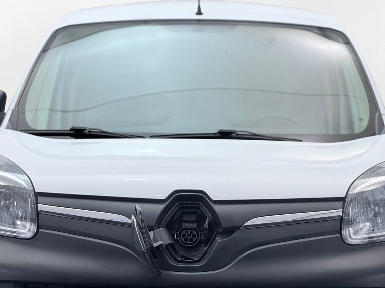 Renault Kangoo ZE 33 kWh Köpt Batteri Värmare MOMS 60hk – bild 4 av 23