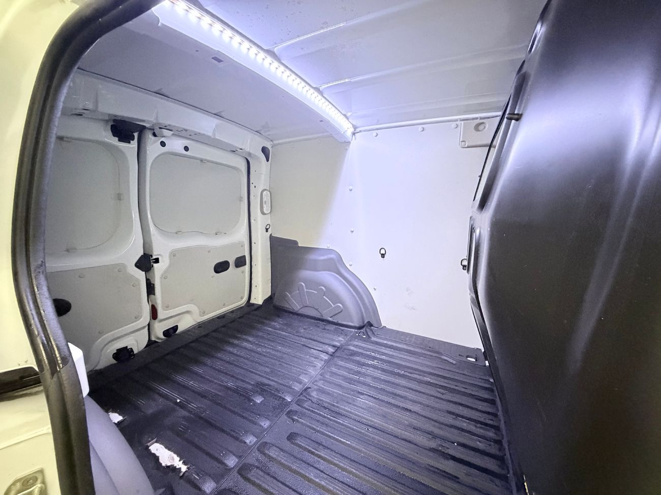 Renault Kangoo ZE 33 kWh Köpt Batteri Värmare MOMS 60hk – bild 12 av 23