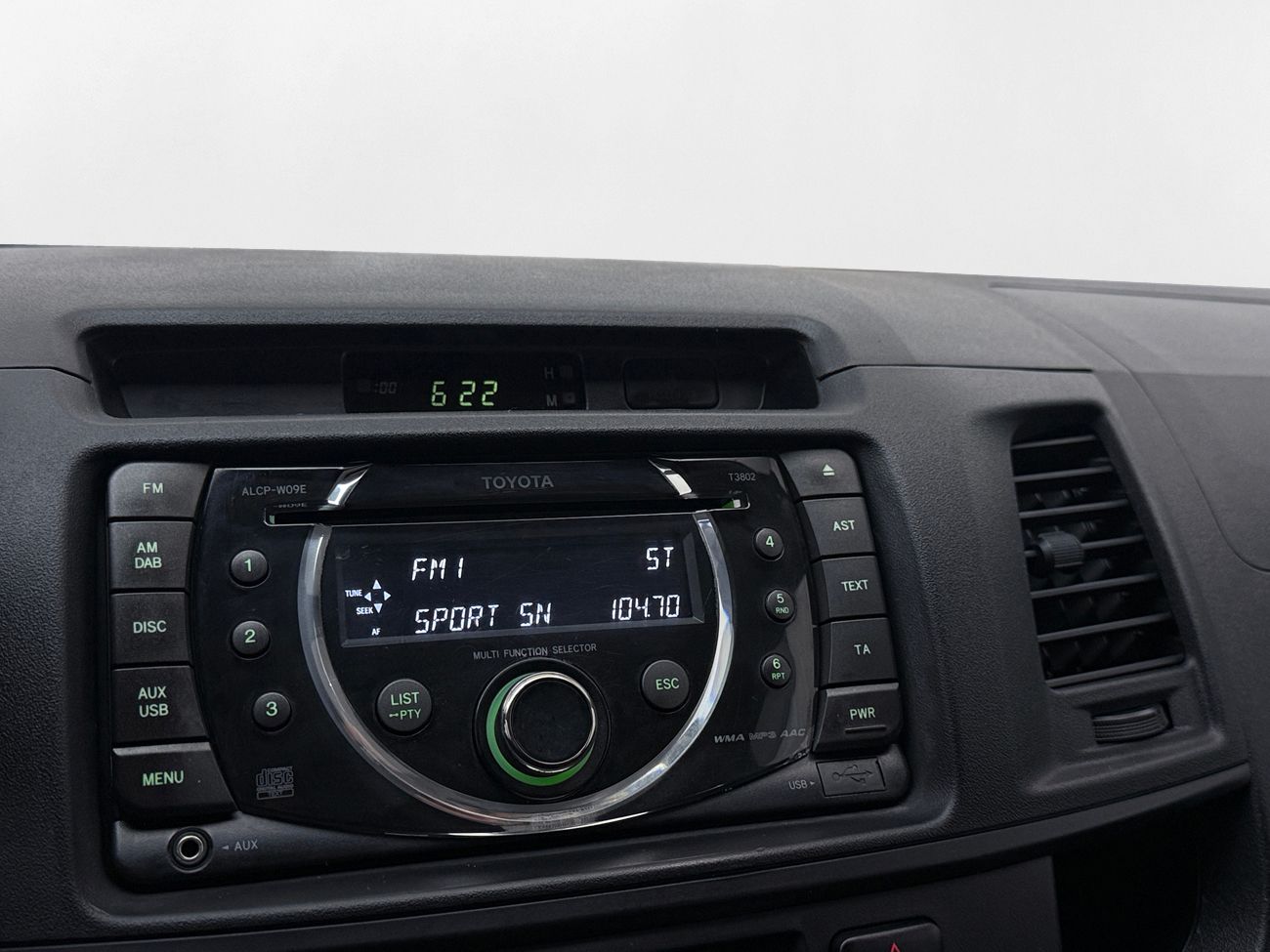 Toyota Hilux Dubbelhytt 2.5 4x4 5-sits Flakkåpa Serviceinredning Dragkrok Moms/Leasing 144hk – bild 18 av 23