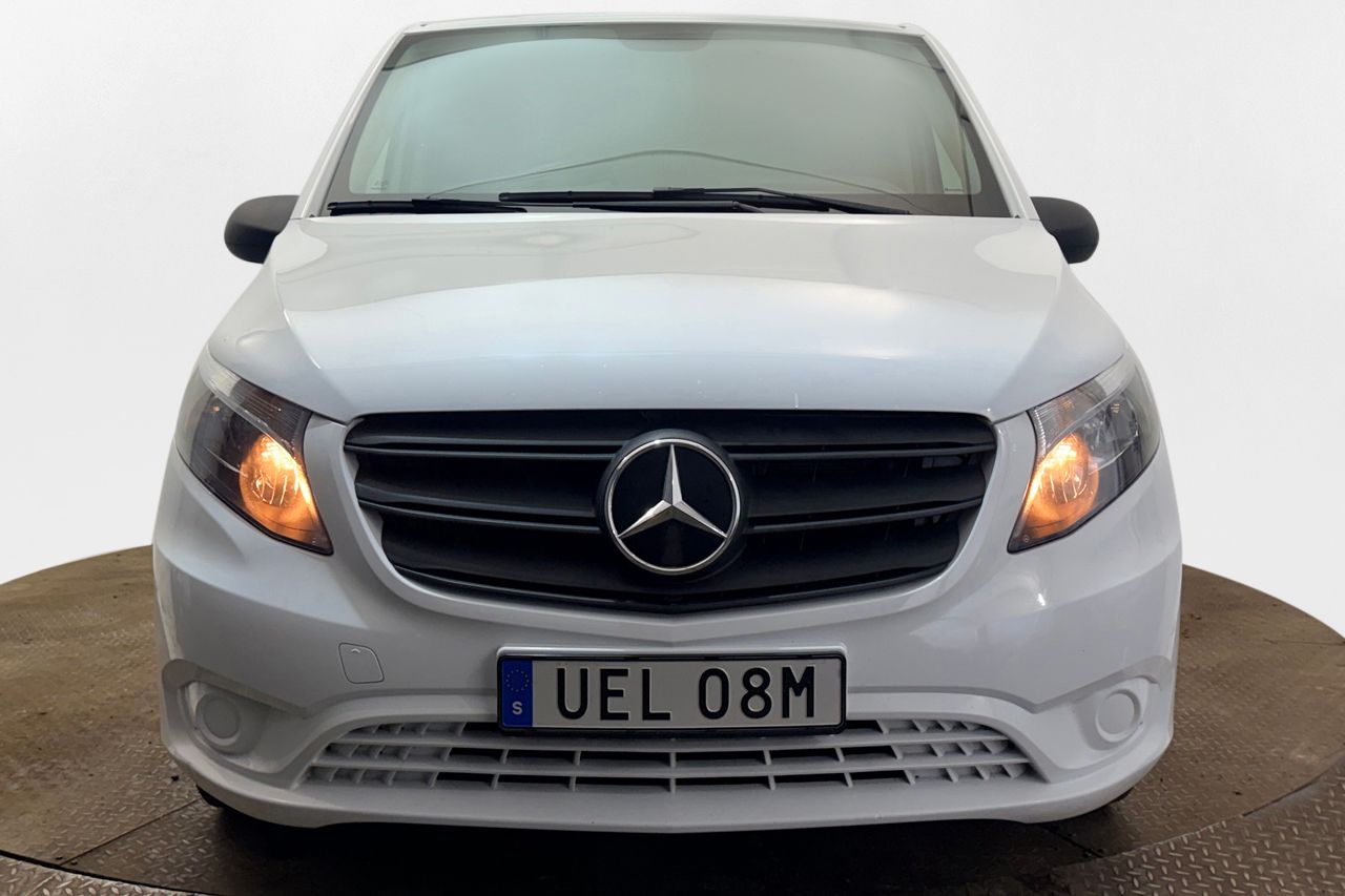 Mercedes-Benz Vito 110 CDI 2.8t L2 Lång Dragkrok Backkamera Farthållare 3-sits Moms/Leasing 102hk – bild 2 av 24